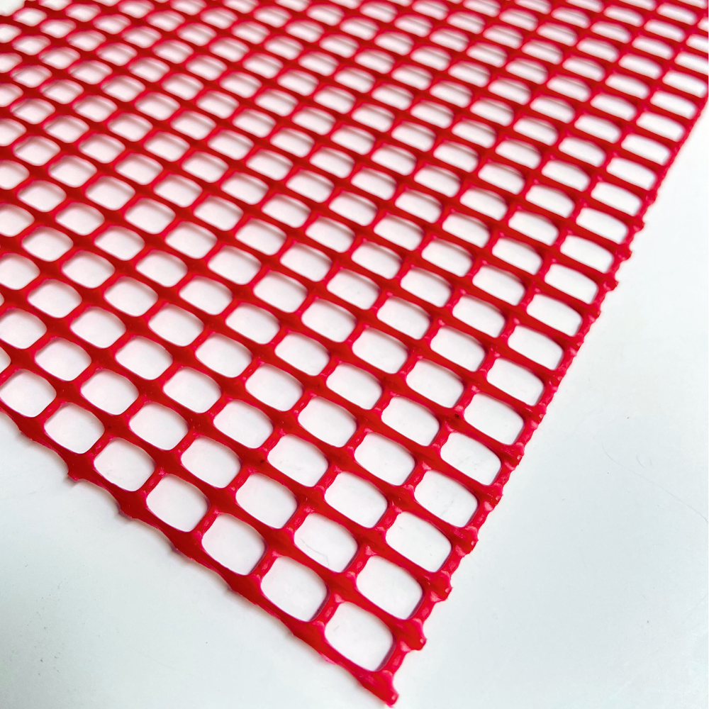 Malla Plástica Multiusos 4mmX4mm H100cm Rollo 30mt Color Roja